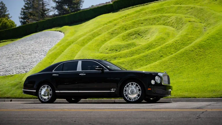 8C581CBF-FC26-4E75-B4B2-4EB38C5F7114